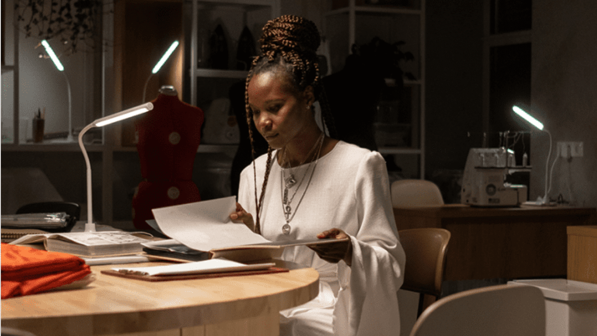 demo-attachment-1233-Rectangle-70-8